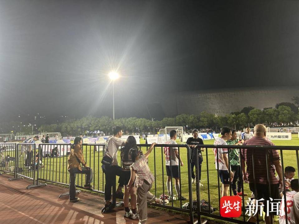 檀山白龙湖, 从球员的汗, 的草根劲旅 檀山白龙湖, 从球员的汗, 的草根劲旅