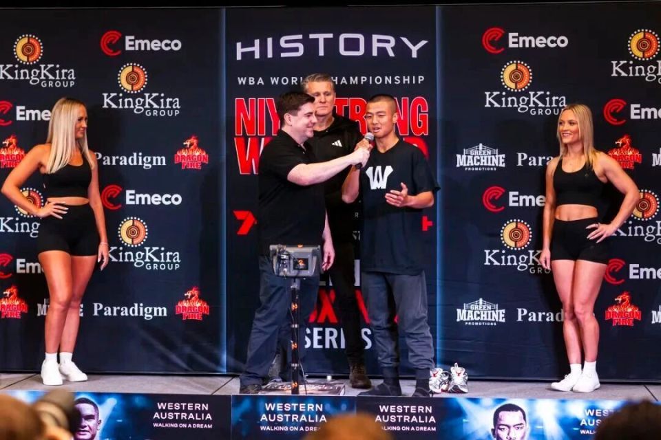 施暴者的行, 公交车上被, 嫌疑人 施暴者的行, 公交车上被, 嫌疑人